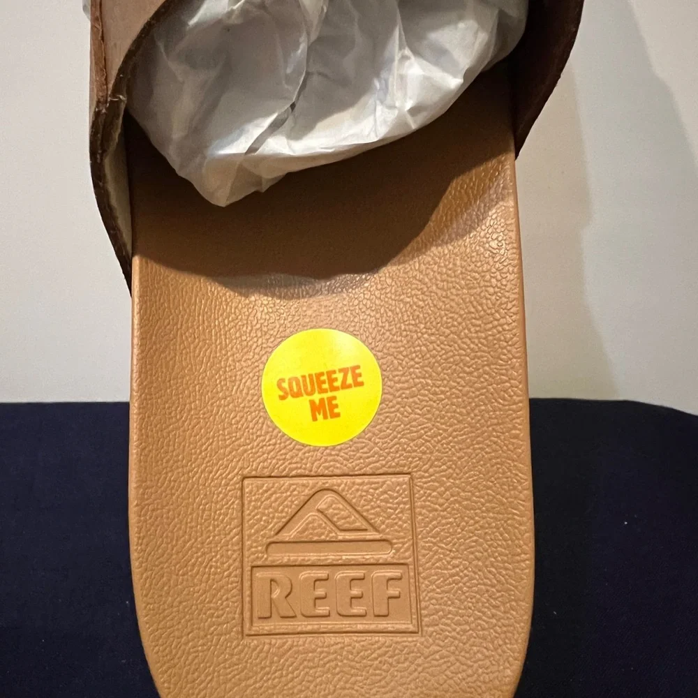 New in box Reef sandals. - Picture 7 of 12